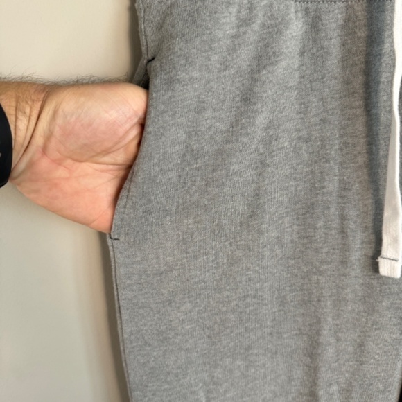 Calvin Klein Women's Gray Logo Sweatpant Joggers Size Medium Athletic Running - Picture 5 of 15